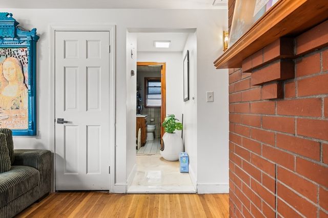218 Warren, Watertown, MA 02472