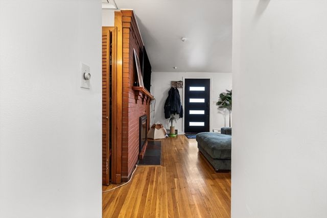 218 Warren, Watertown, MA 02472