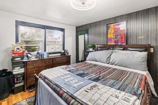 218 Warren, Watertown, MA 02472