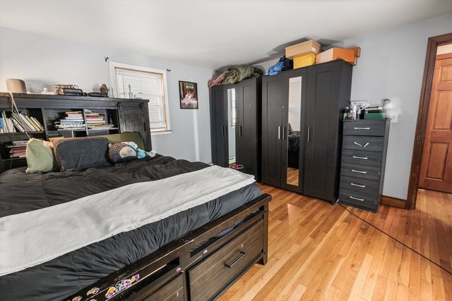 218 Warren, Watertown, MA 02472