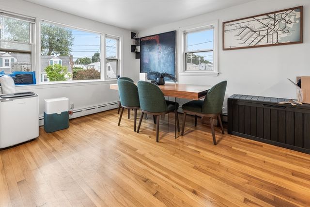 218 Warren, Watertown, MA 02472