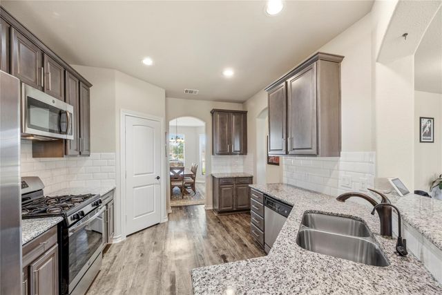 2302 Shannon Court, Missouri City, TX 77459