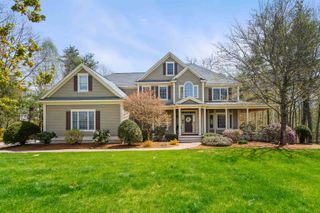 45 Long Hill Road, Hollis, NH 03049