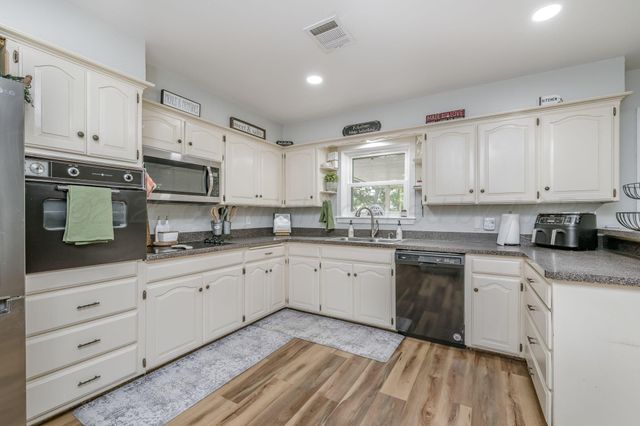2814 Lloyd Drive, Amarillo, TX 79110