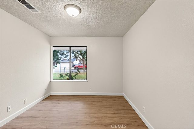 3338 Columbia, Merced, CA 95340