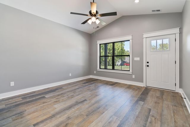 110 Harrods Glen, Harrodsburg, KY 40330