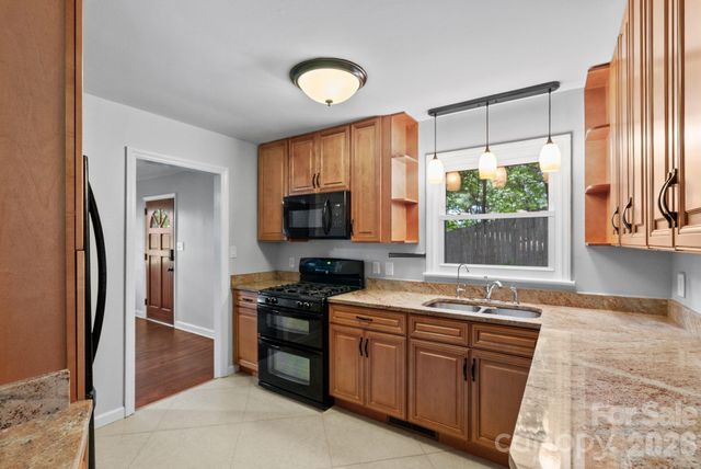 11 Von Ruck Court, Asheville, NC 28801