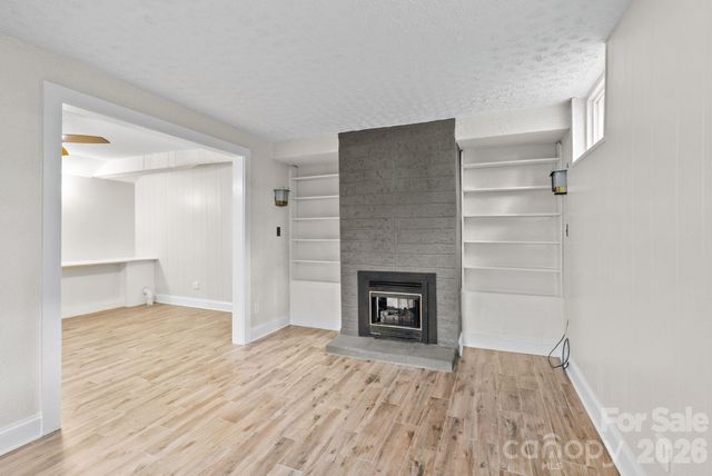 11 Von Ruck Court, Asheville, NC 28801