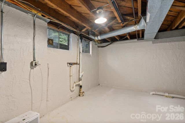 11 Von Ruck Court, Asheville, NC 28801