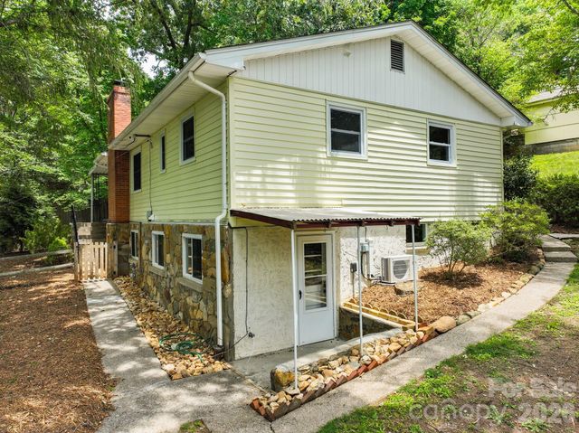 11 Von Ruck Court, Asheville, NC 28801