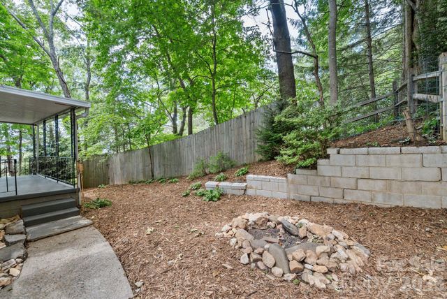 11 Von Ruck Court, Asheville, NC 28801