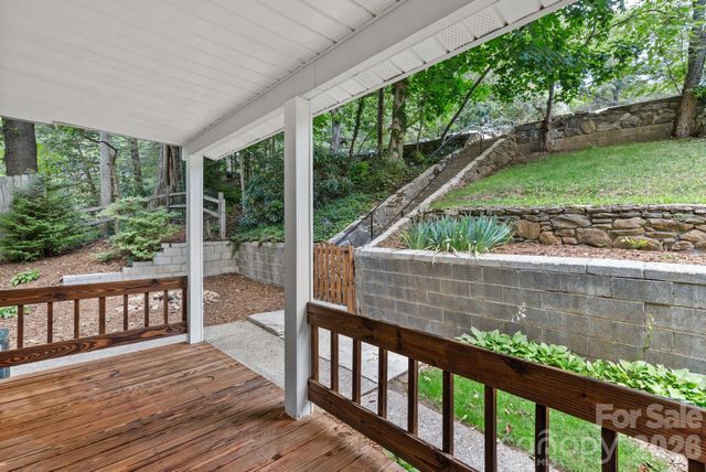 11 Von Ruck Court, Asheville, NC 28801