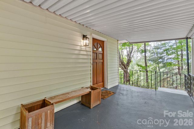 11 Von Ruck Court, Asheville, NC 28801