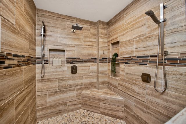 1342 NE Tuscany Boulevard, Ankeny, IA 50021