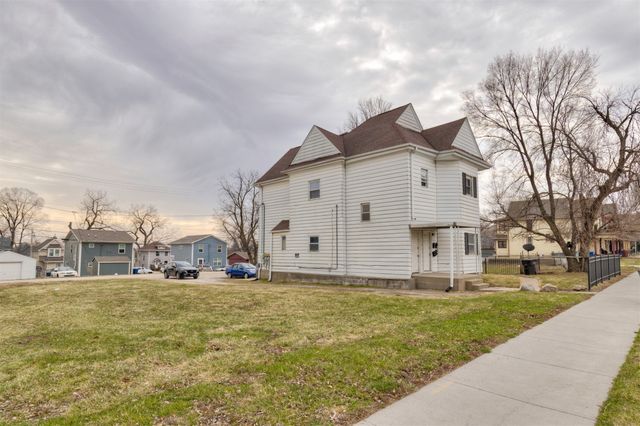 1325 6th Avenue, Des Moines, IA 50314