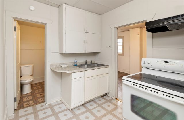 1325 6th Avenue, Des Moines, IA 50314