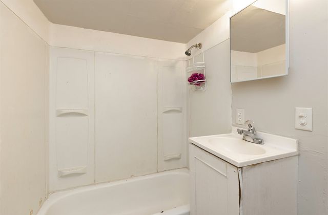 1325 6th Avenue, Des Moines, IA 50314