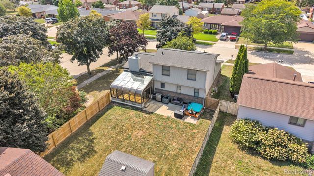 1541 Yellowbrick Road, Trenton, MI 48183
