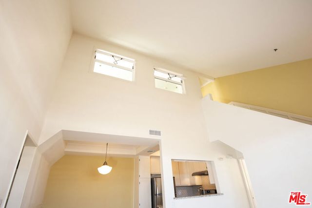 13801 Oxnard Street 206, Valley Glen, CA 91401