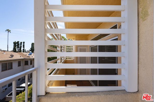 13801 Oxnard Street 206, Valley Glen, CA 91401