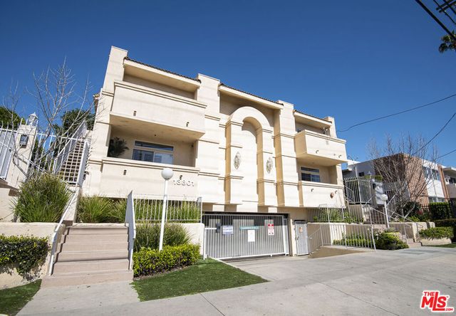 13801 Oxnard Street 206, Valley Glen, CA 91401