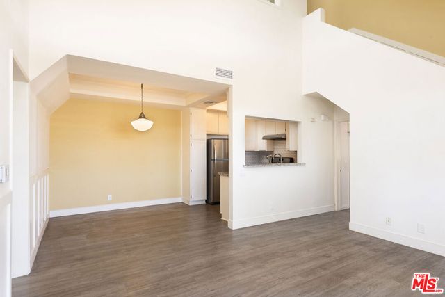 13801 Oxnard Street 206, Valley Glen, CA 91401