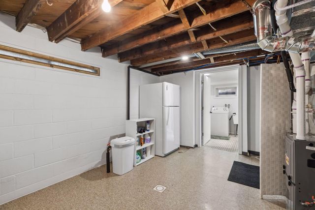 1814 Mcknight Road N, Maplewood, MN 55109
