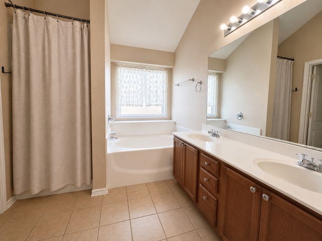 207 Southpeak Lane, Ponder, TX 76259