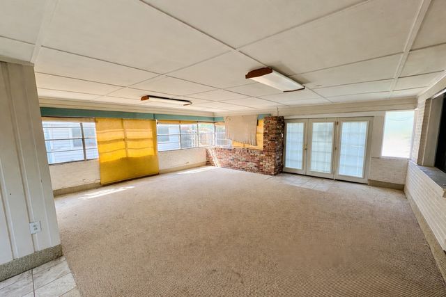 1800 Highland Drive, Carrollton, TX 75006