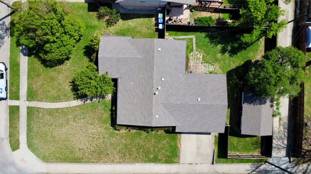 1800 Highland Drive, Carrollton, TX 75006