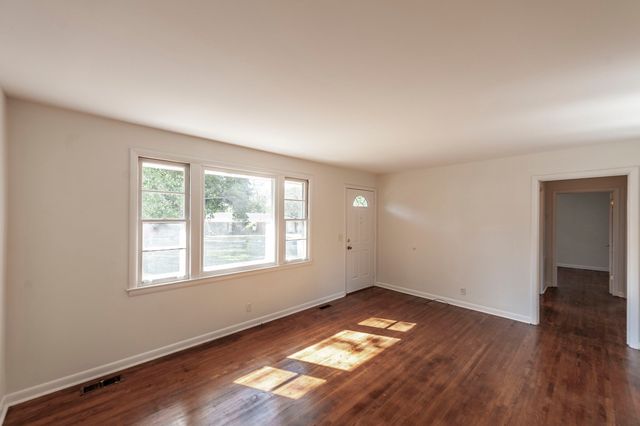 200 Malvin St, Gallatin, TN 37066