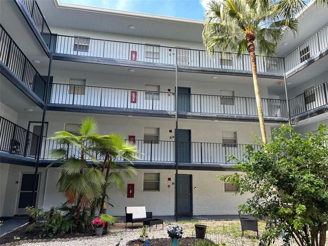 2800 Somerset Drive 109J, Lauderdale Lakes, FL 33311