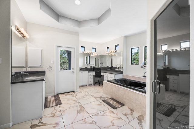 23204 Fossil Peak, San Antonio, TX 78261