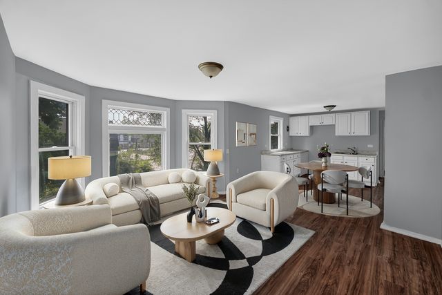 72 E 136th Street, Riverdale, IL 60827