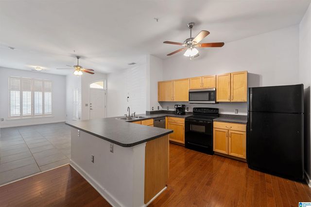 401 20th St S Apt 101, Birmingham, AL 35233