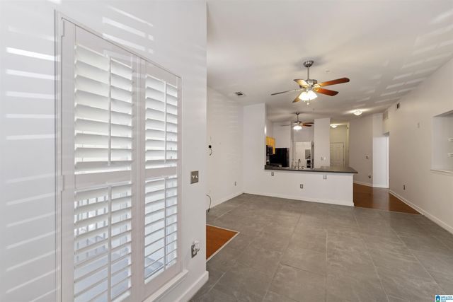 401 20th St S Apt 101, Birmingham, AL 35233