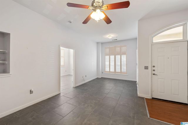 401 20th St S Apt 101, Birmingham, AL 35233