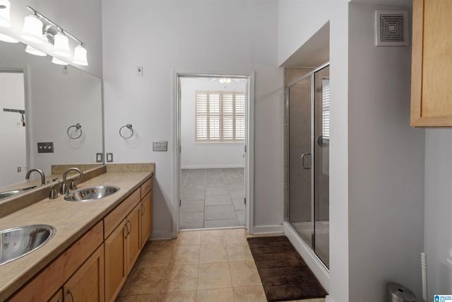 401 20th St S Apt 101, Birmingham, AL 35233