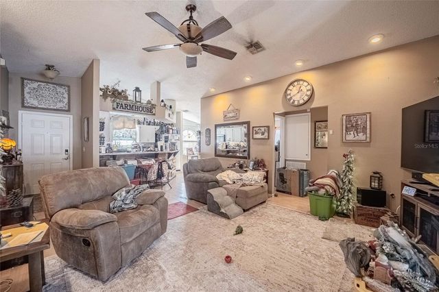 463 EMERALD COVE LOOP, Lakeland, FL 33813