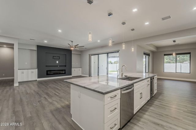 20452 E APPALOOSA Drive, Queen Creek, AZ 85142