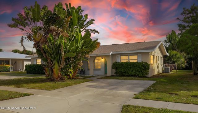 521 & 523 Ronnie Drive, Indian Harbour Beach, FL 32937