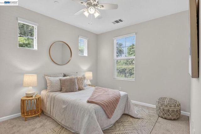 140 Selby Ln 8, Livermore, CA 94551