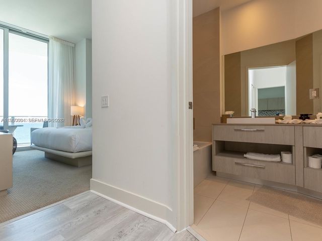 4111 S Ocean Dr 601, Hollywood, FL 33019