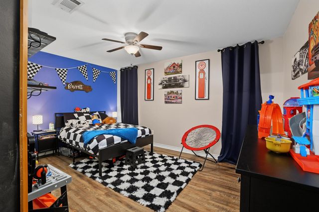 202 Daniel Court, Collinsville, TX 76233