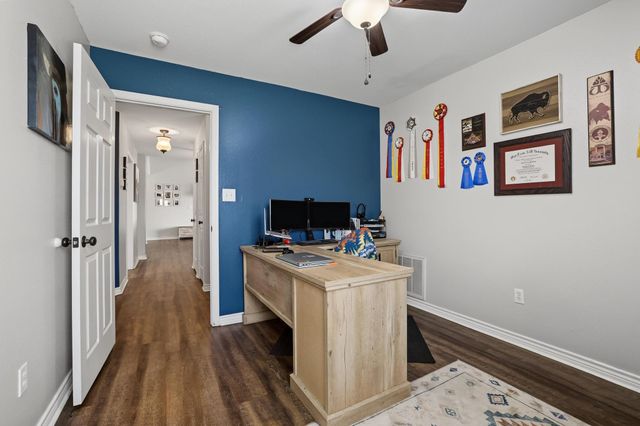 202 Daniel Court, Collinsville, TX 76233