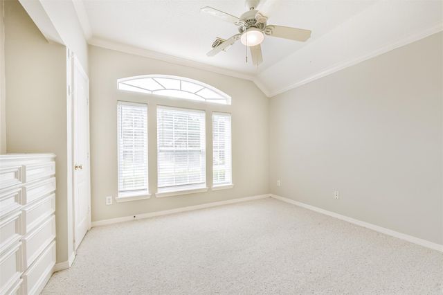 314 Parkwood Village Drive, Friendswood, TX 77546