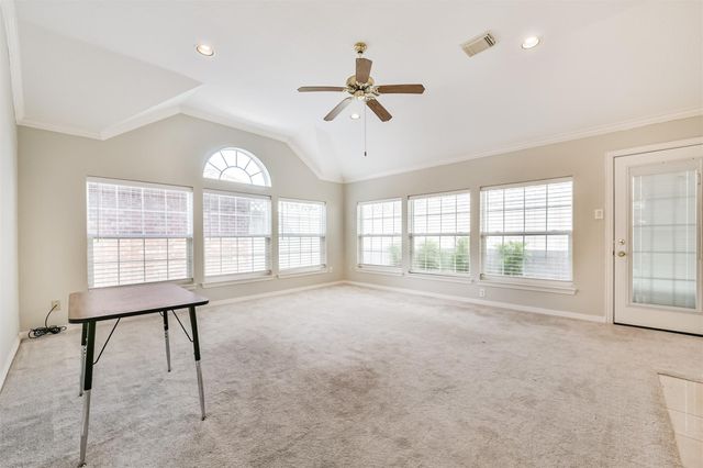 314 Parkwood Village Drive, Friendswood, TX 77546