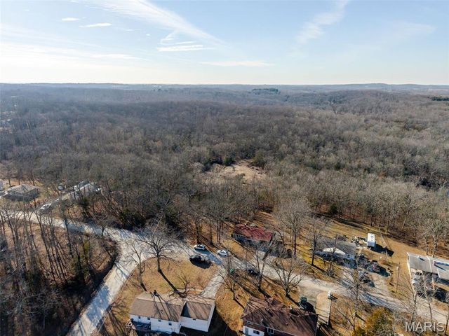 14049 Trails End Drive, De Soto, MO 63020