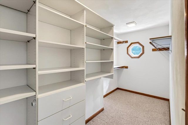 858 Chalfont Drive, Sun Prairie, WI 53590