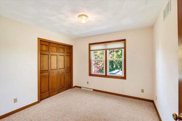 858 Chalfont Drive, Sun Prairie, WI 53590